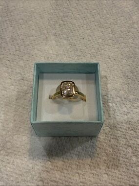 Gold Cushion-Cut Solitaire Ring with Clear Stone - Women Jewelry